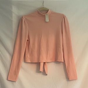 NWT Women’s Pink Francesca’s large open back turtle neck crop top $13